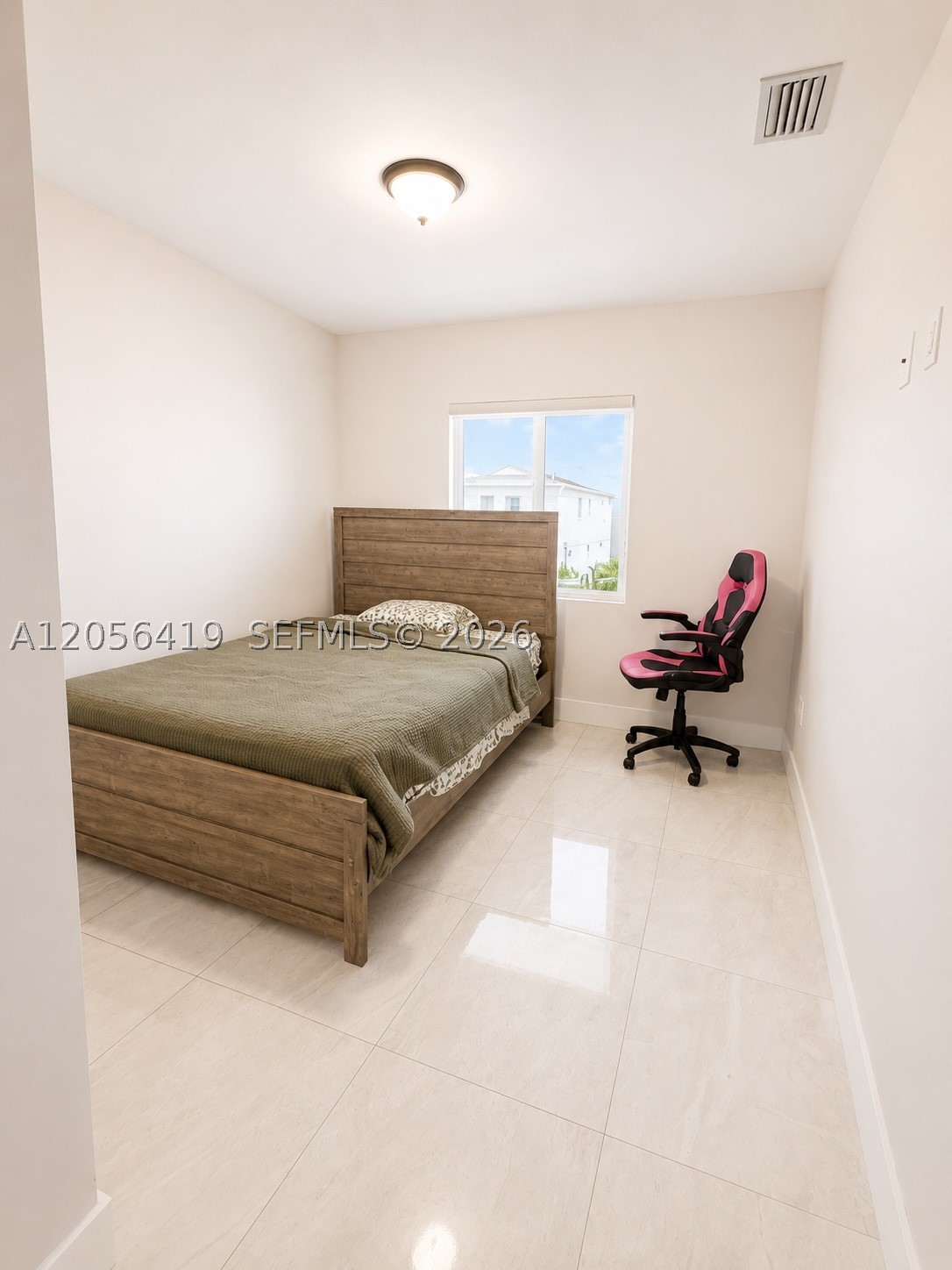 KEY LARGO OCEAN RESORT CO - Residential Lease