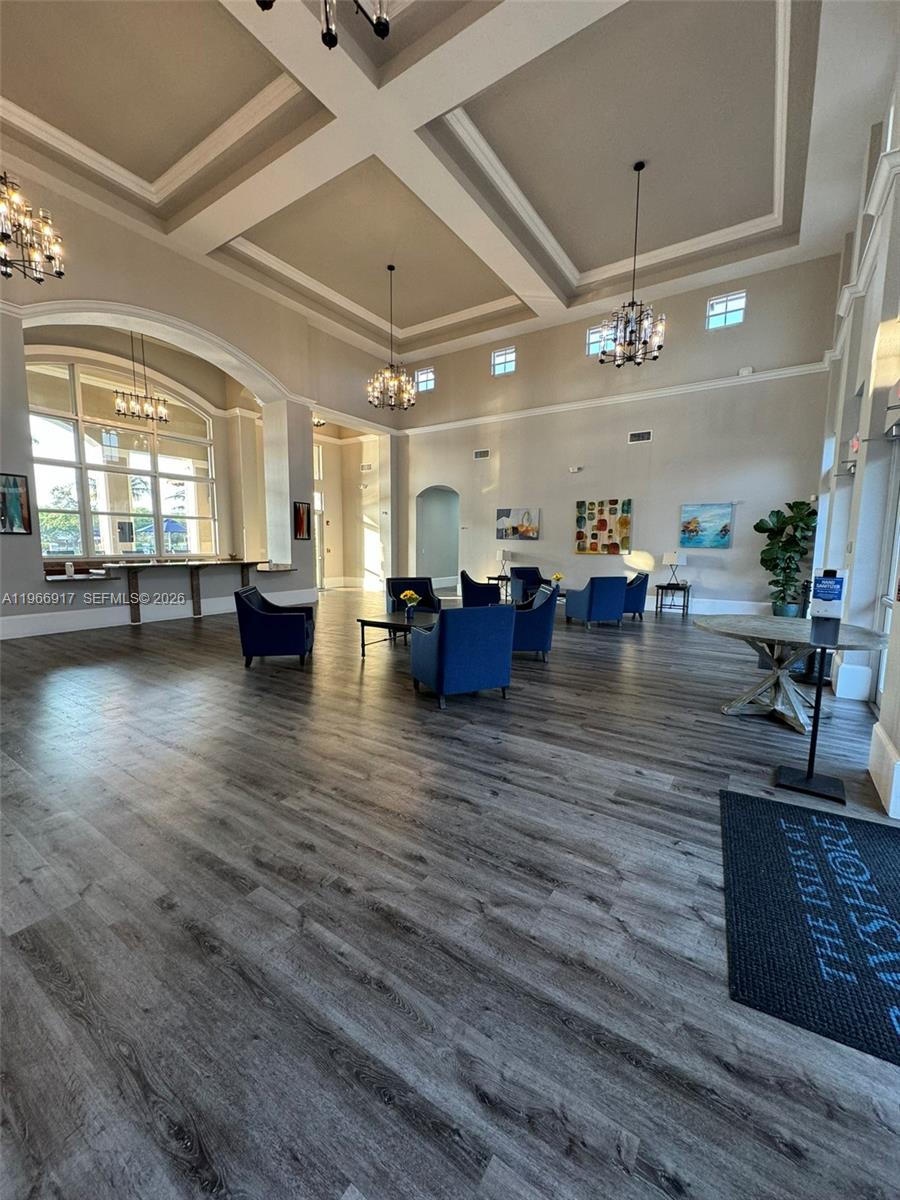 THE SHORES CONDO NO 1 - Residential