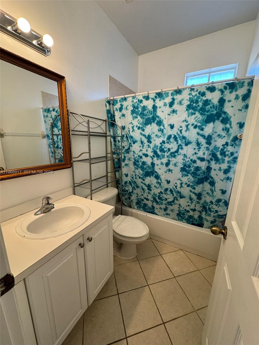 THE SHORES CONDO NO 1 - Residential