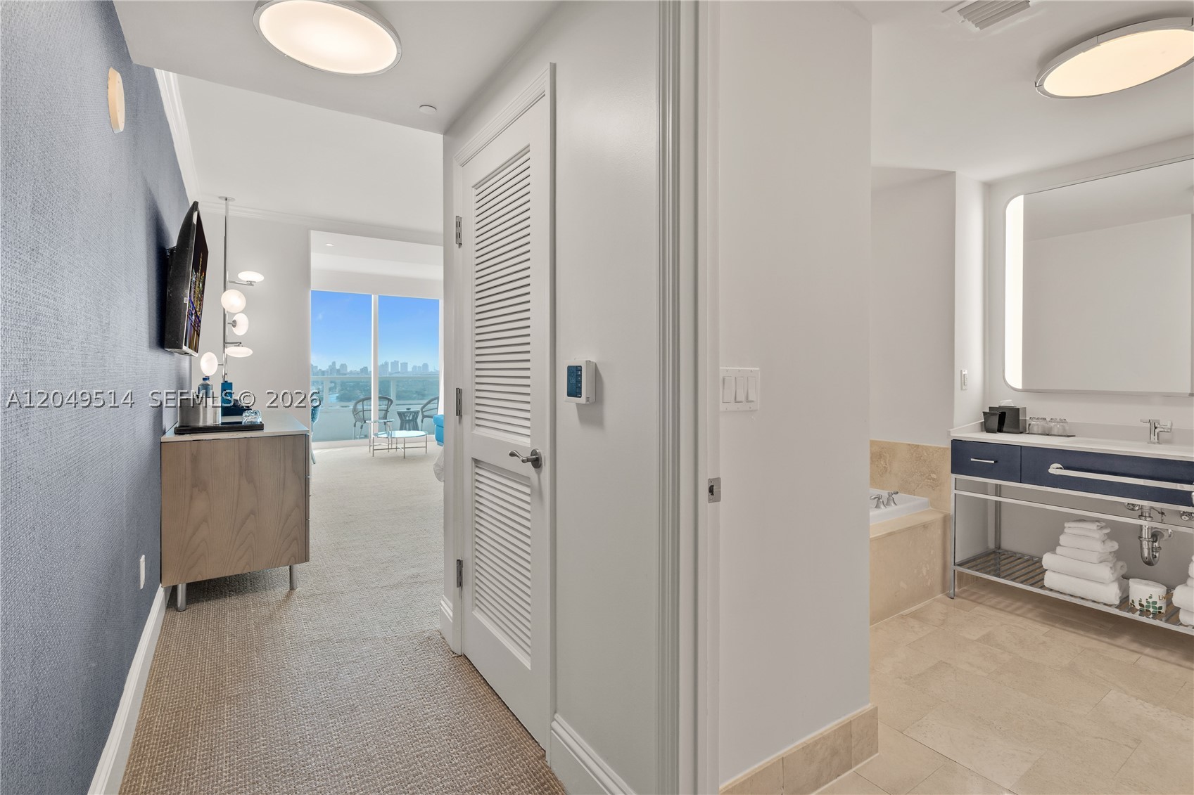 FONTAINEBLEAU II CONDO - Residential Lease
