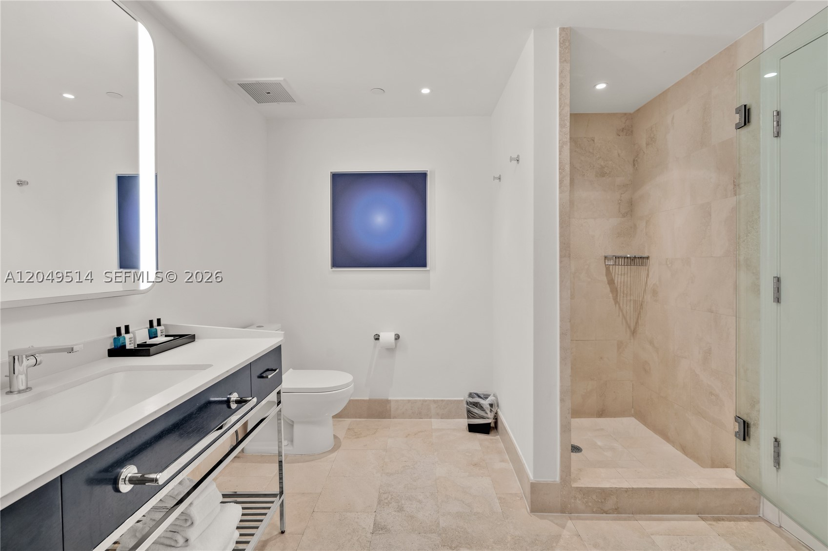 FONTAINEBLEAU II CONDO - Residential Lease