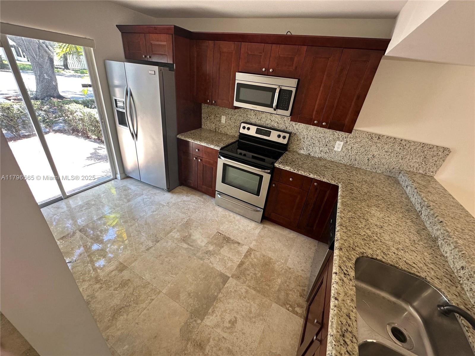 CRYSTAL VIEW TOWNHOMES - Residential
