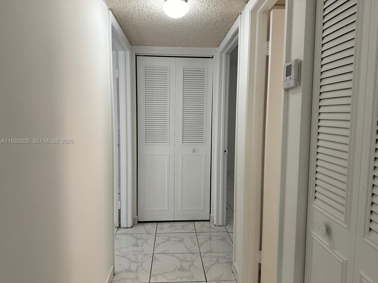 HORIZONS WEST CONDO #2 - Residential