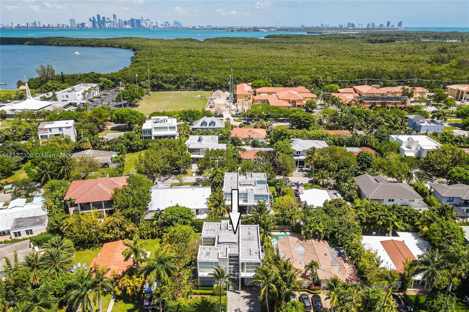 TROPICAL ISLE HOMES SUB 4 - Residential