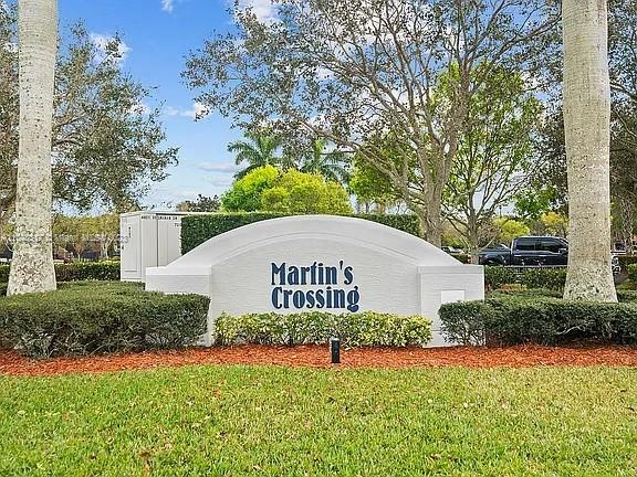 MARTINS CROSSING PUD - Residential