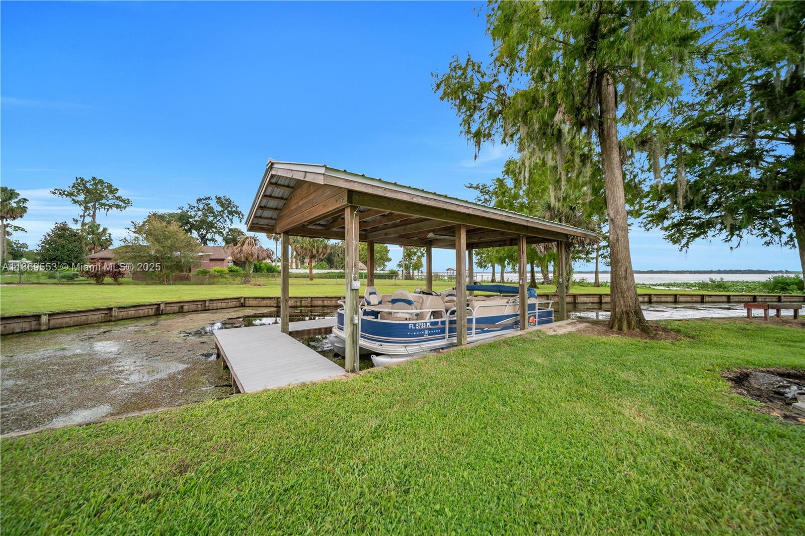 LAKE MARION TERRACE - Residential