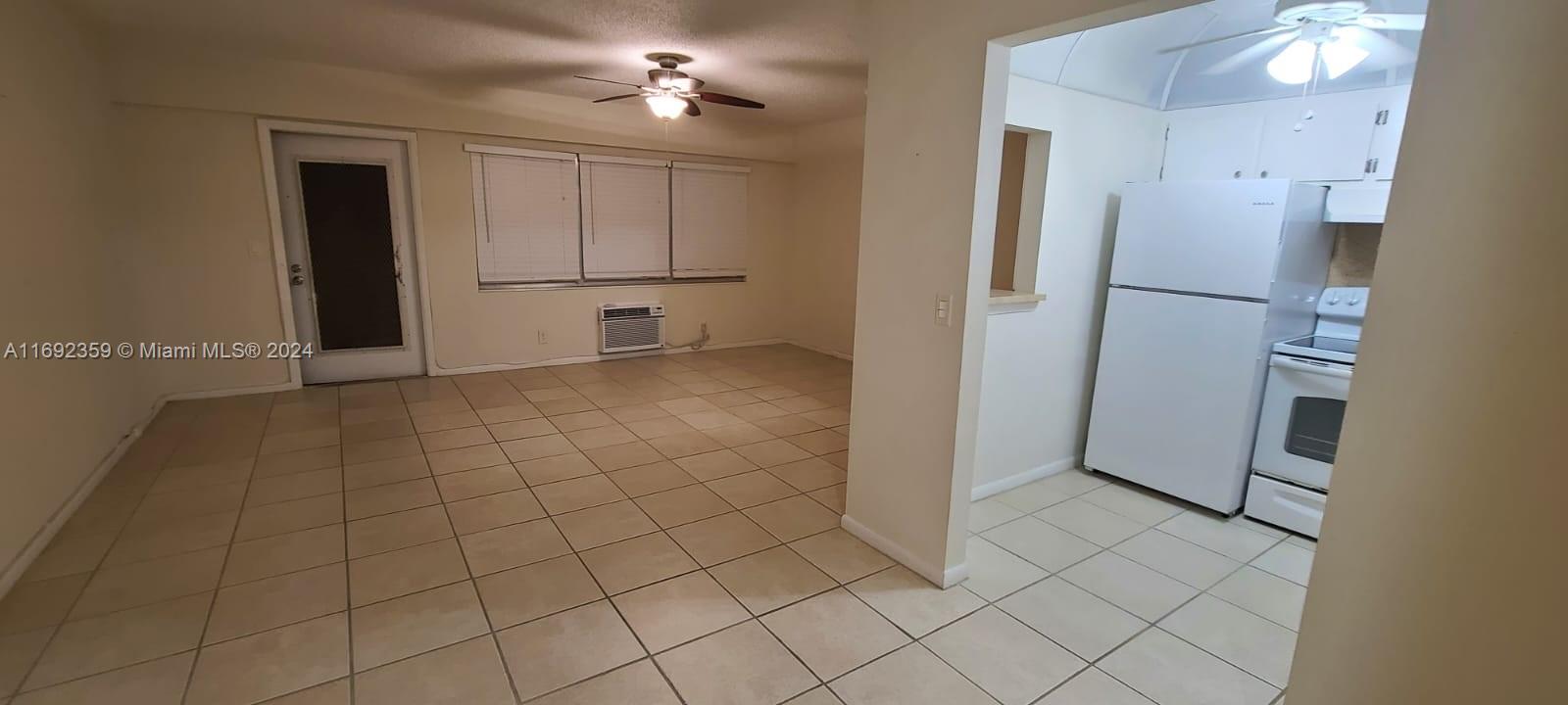 MANSFIELD AT CENTURY VILL - Residential