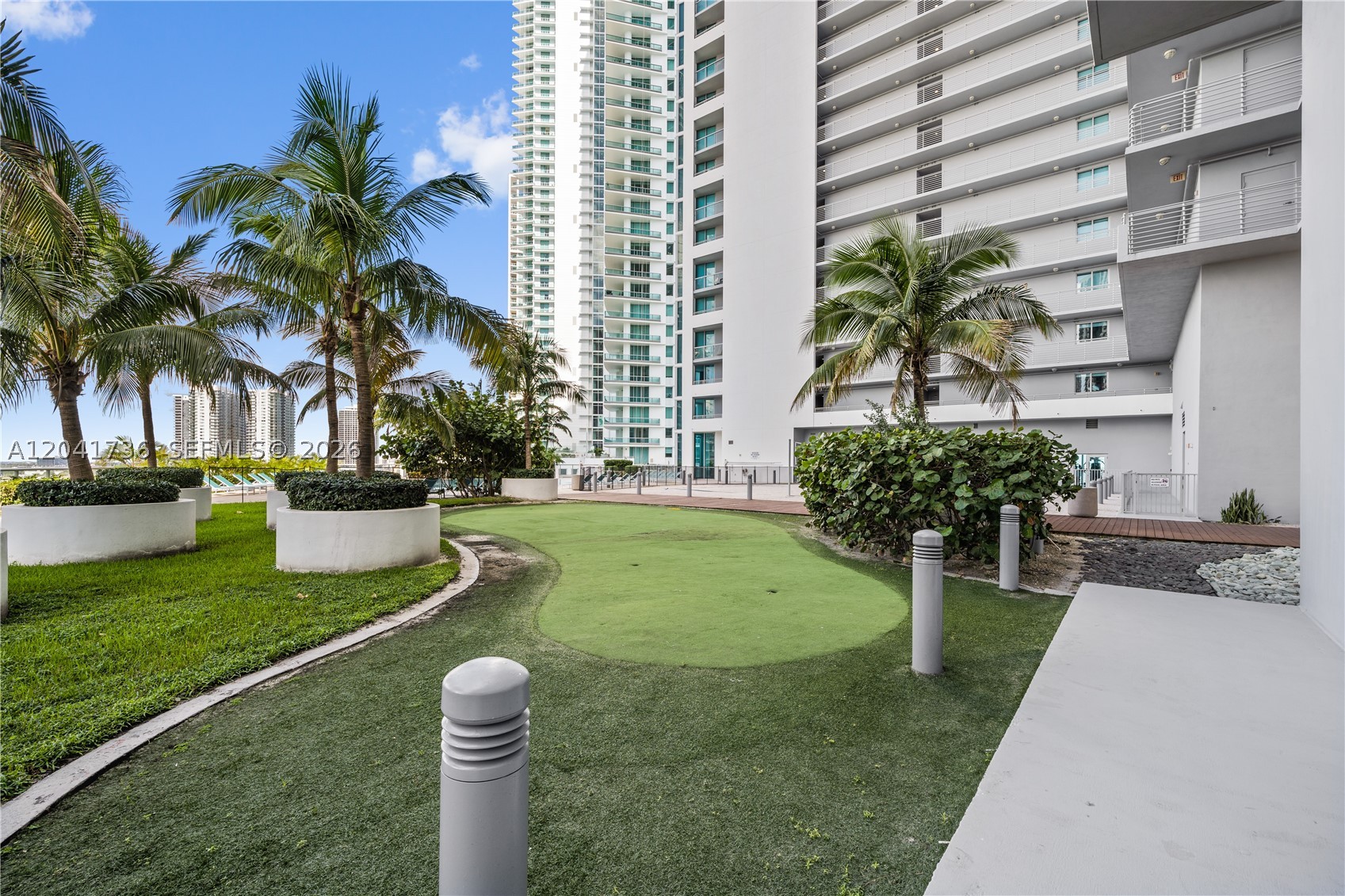 MARINABLUE CONDO - Residential