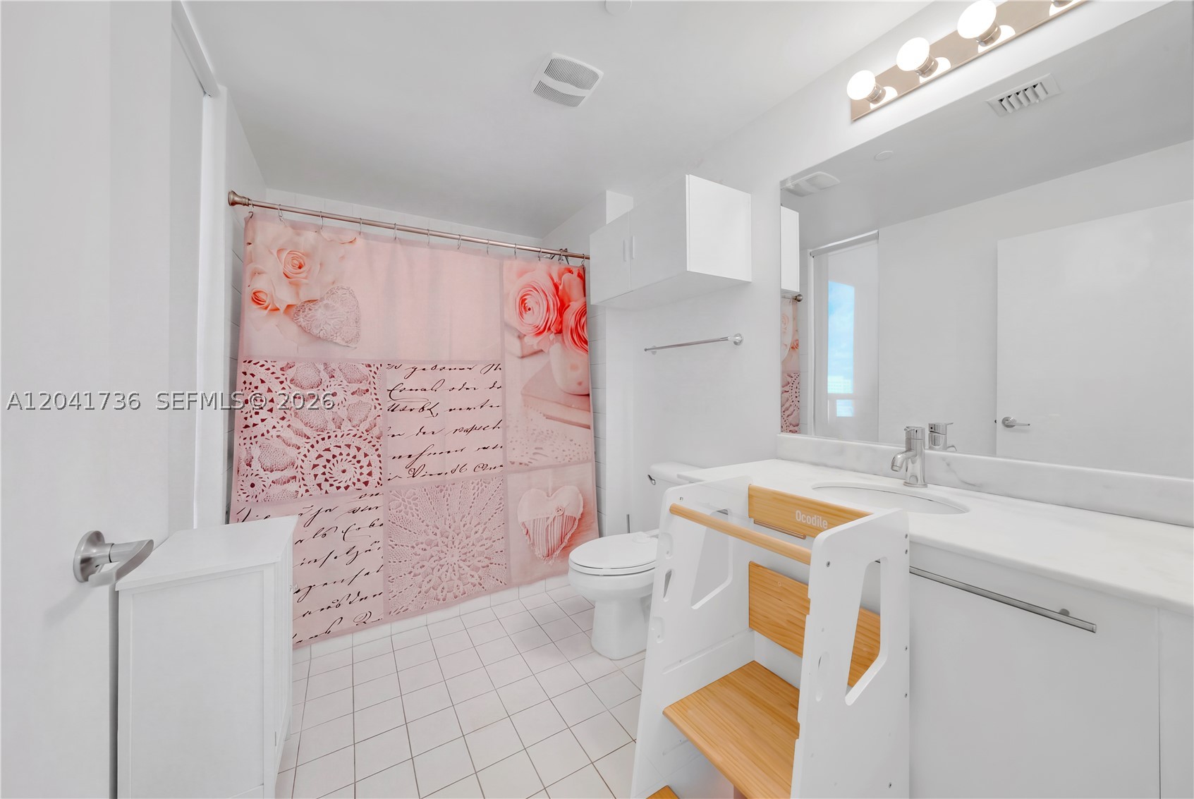 MARINABLUE CONDO - Residential