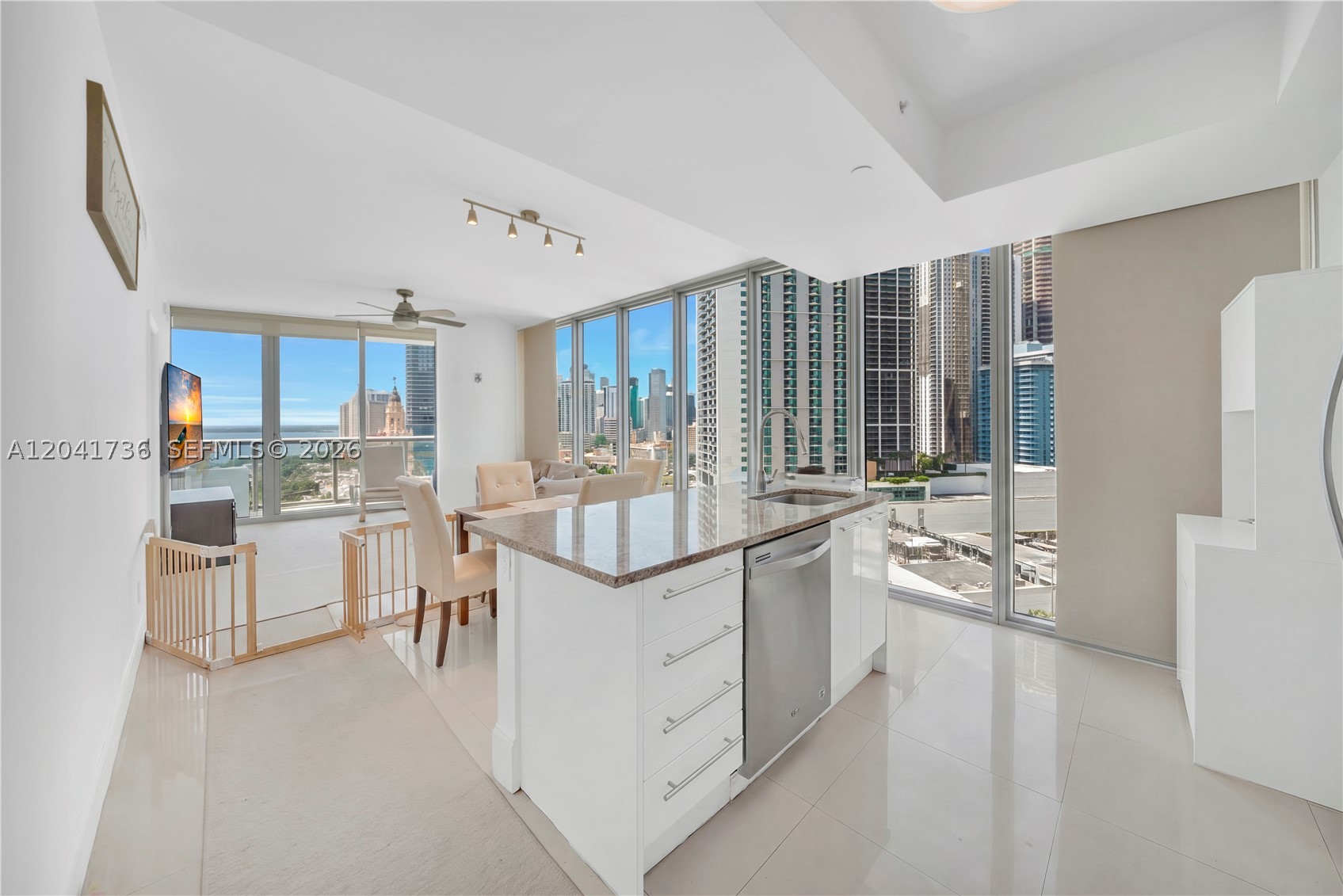 MARINABLUE CONDO - Residential