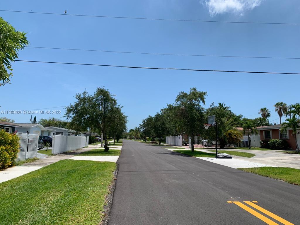 CUTLER RIDGE SEC 3 - Residential