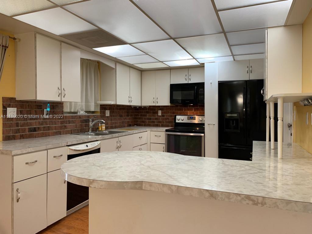 CUTLER RIDGE SEC 3 - Residential