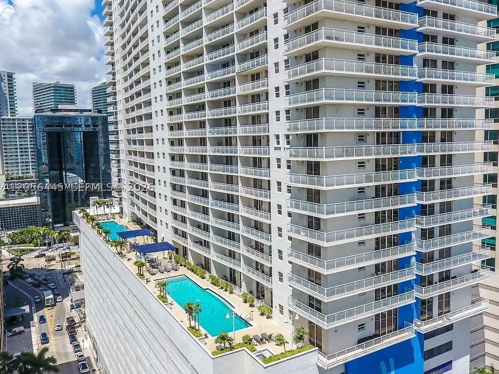 THE CLUB AT BRICKELL BAY - Residential