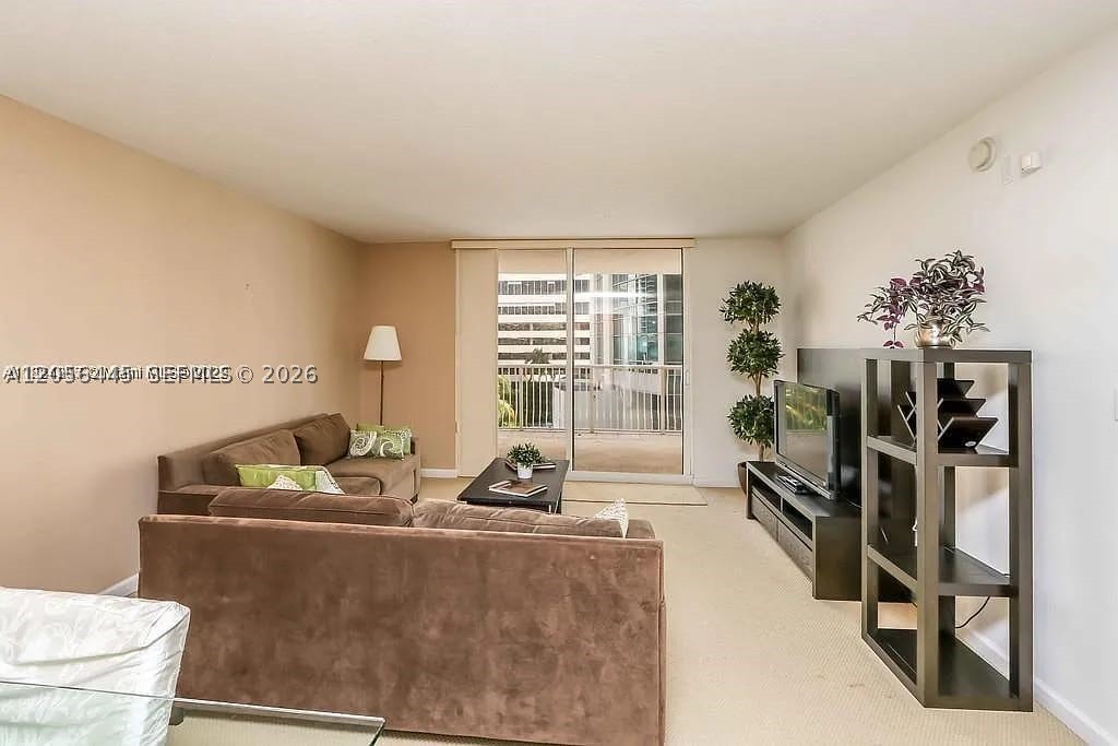 THE CLUB AT BRICKELL BAY - Residential