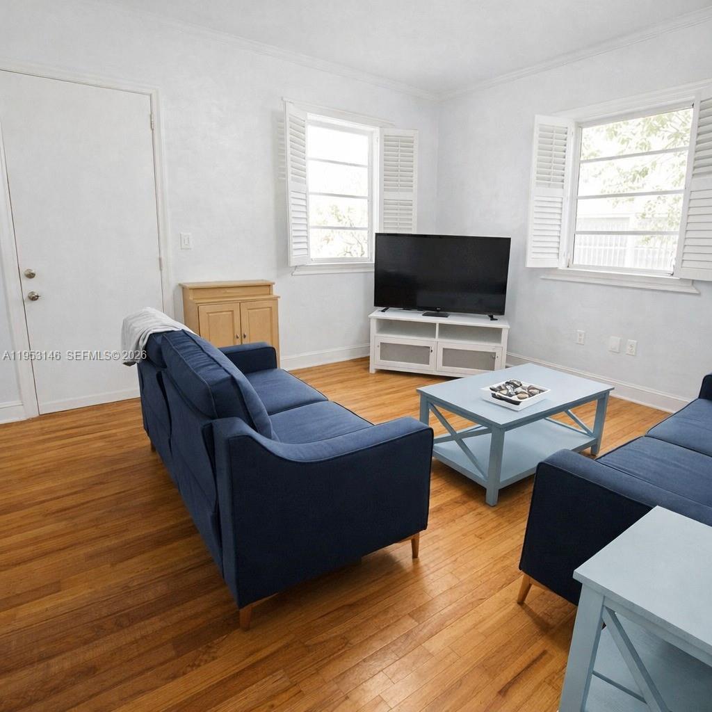 VILLA GATSBY CONDO - Residential
