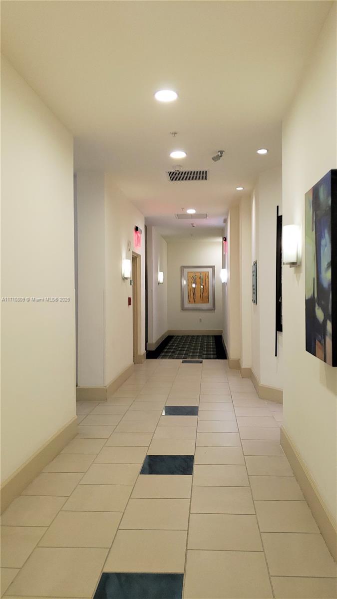 CITE CONDO - Residential Lease