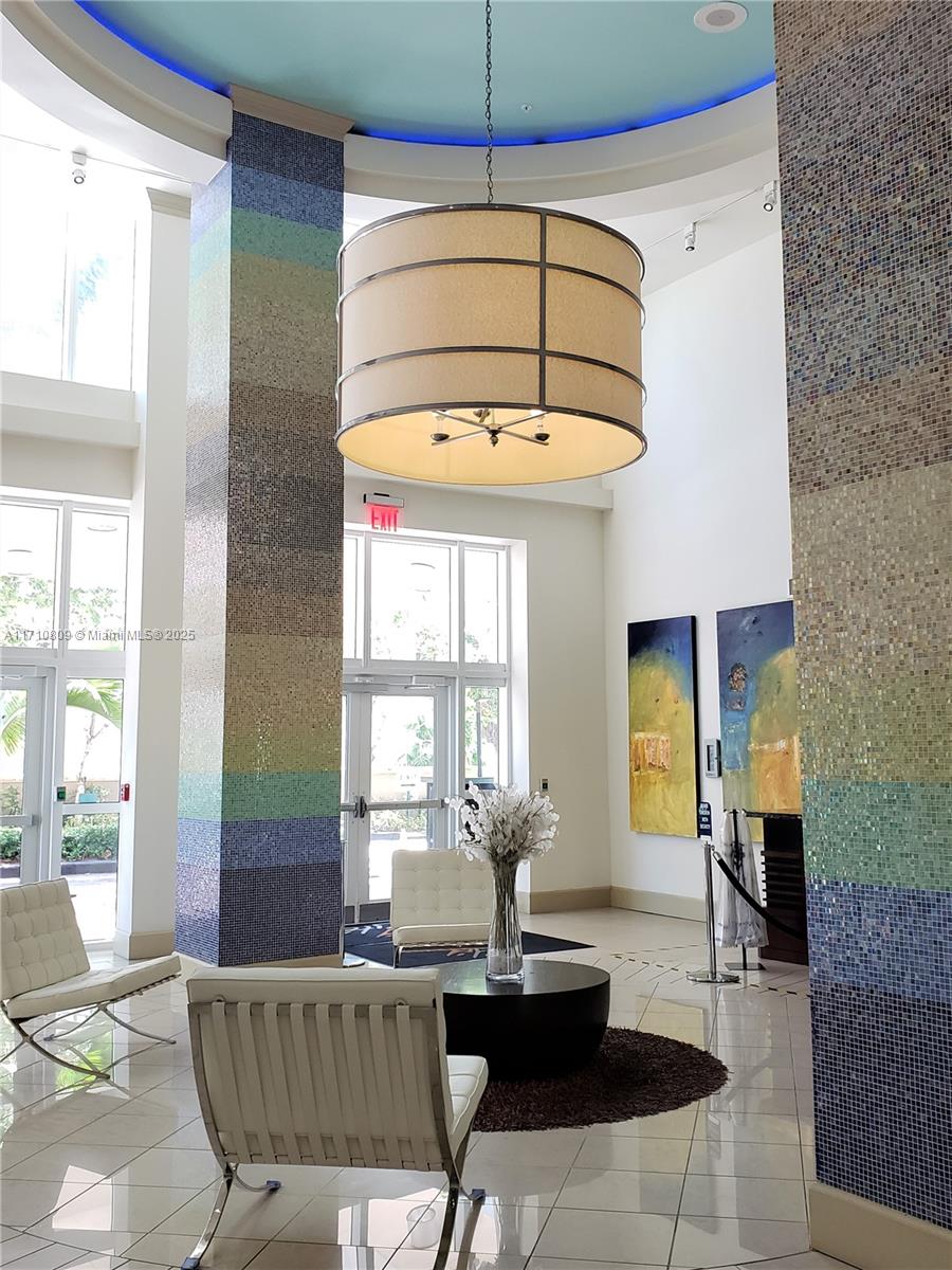 CITE CONDO - Residential Lease