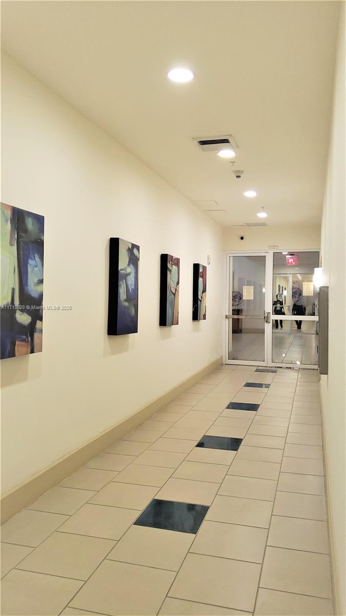 CITE CONDO - Residential Lease