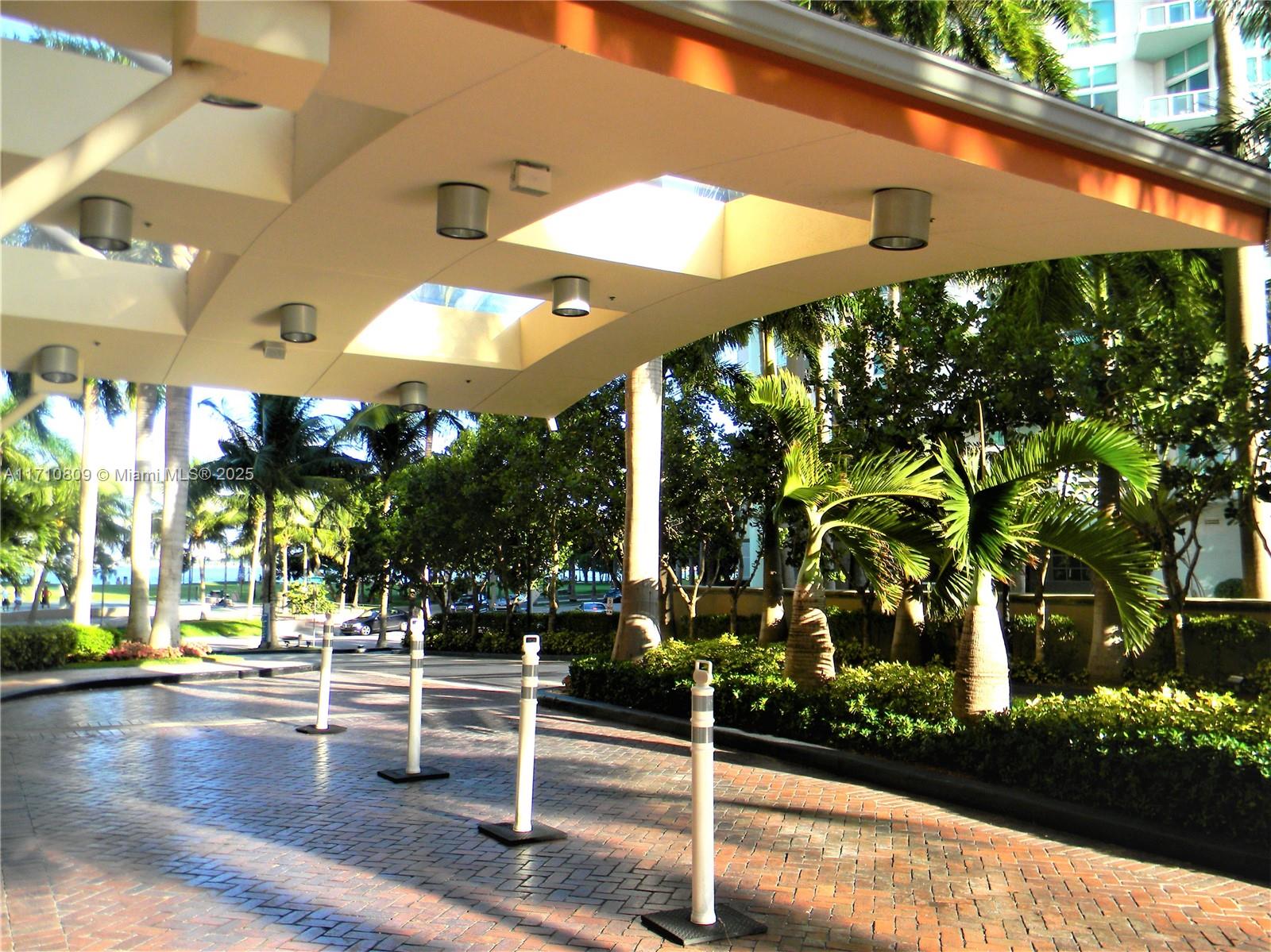 CITE CONDO - Residential Lease