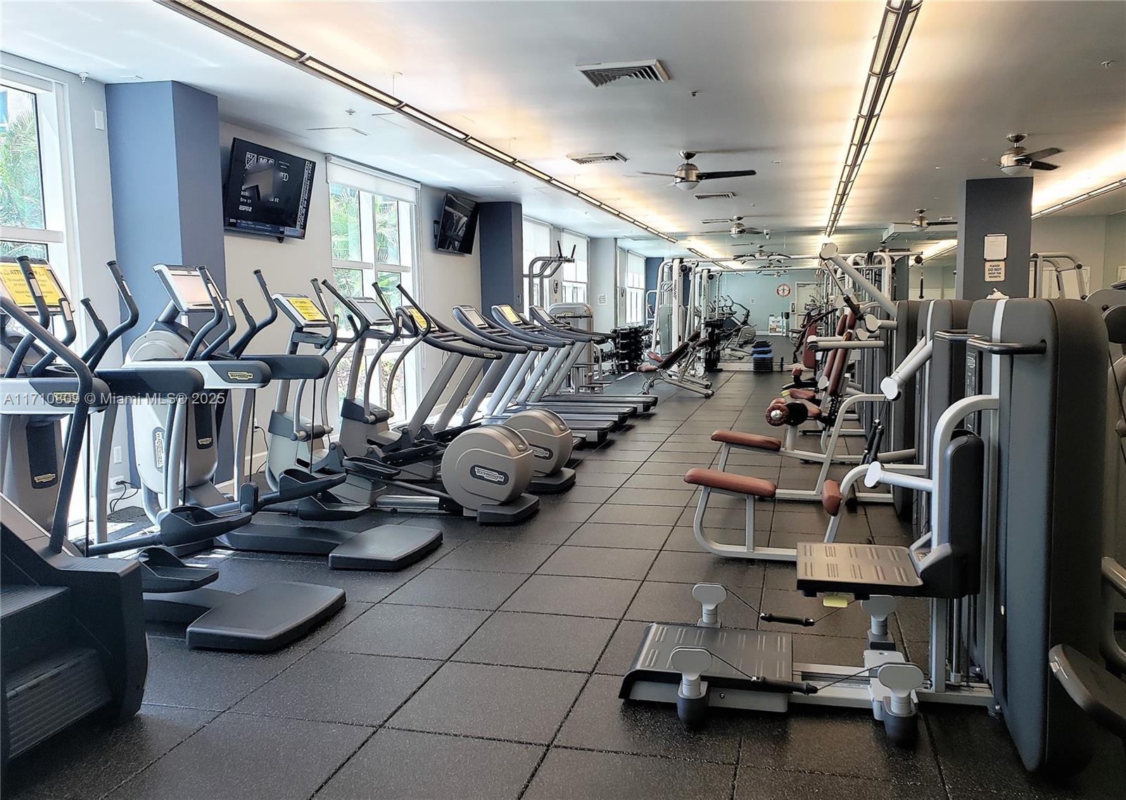 CITE CONDO - Residential Lease