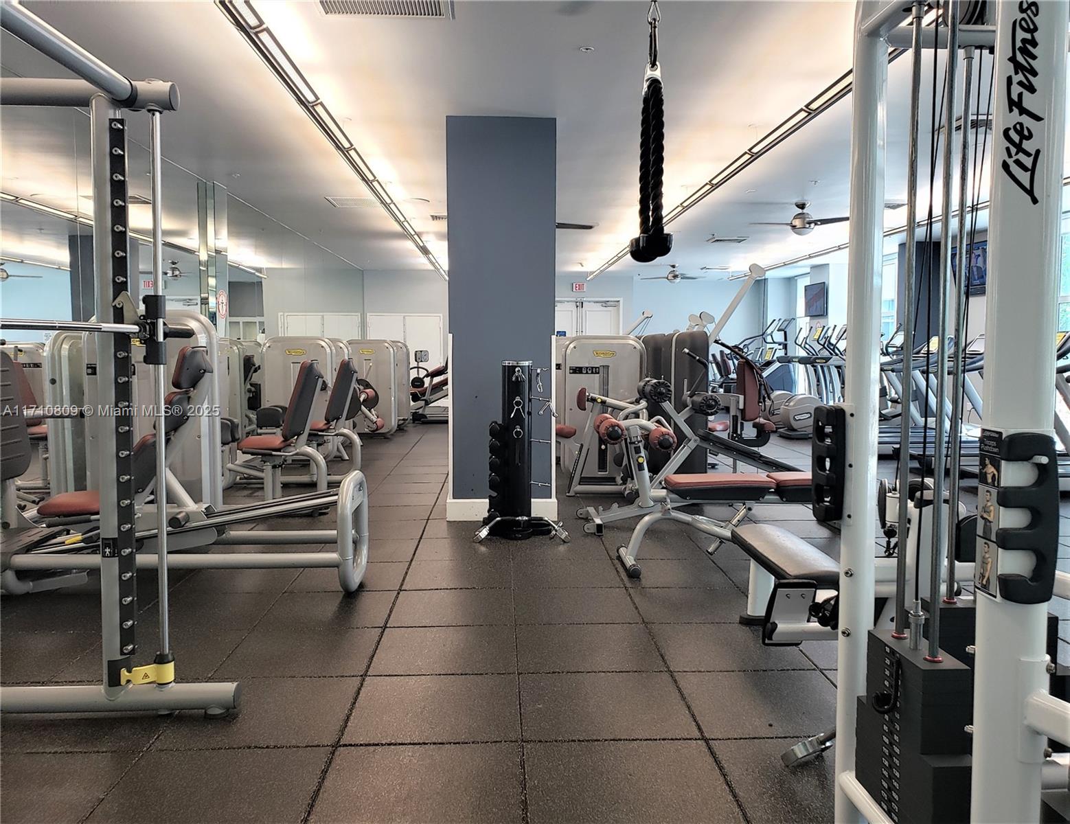 CITE CONDO - Residential Lease