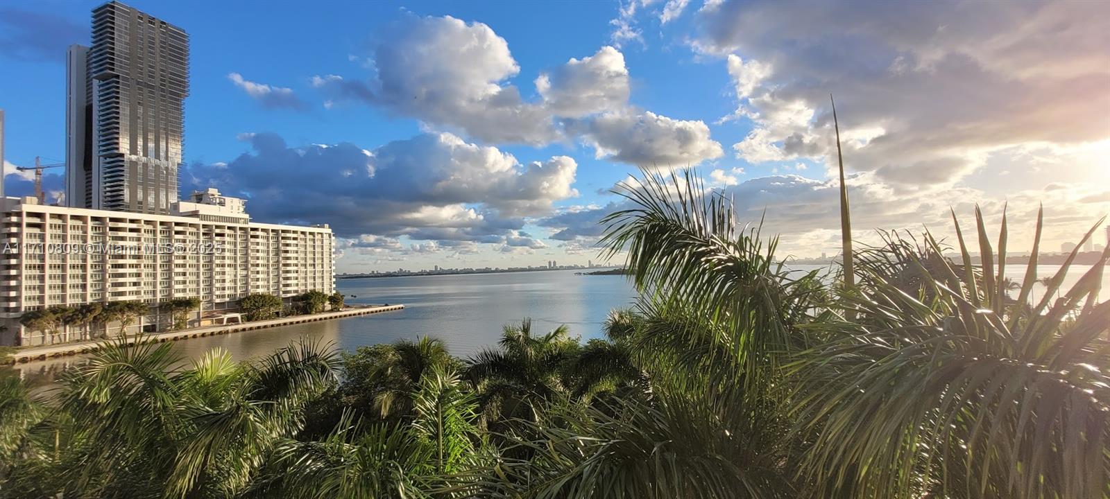 CITE CONDO - Residential Lease