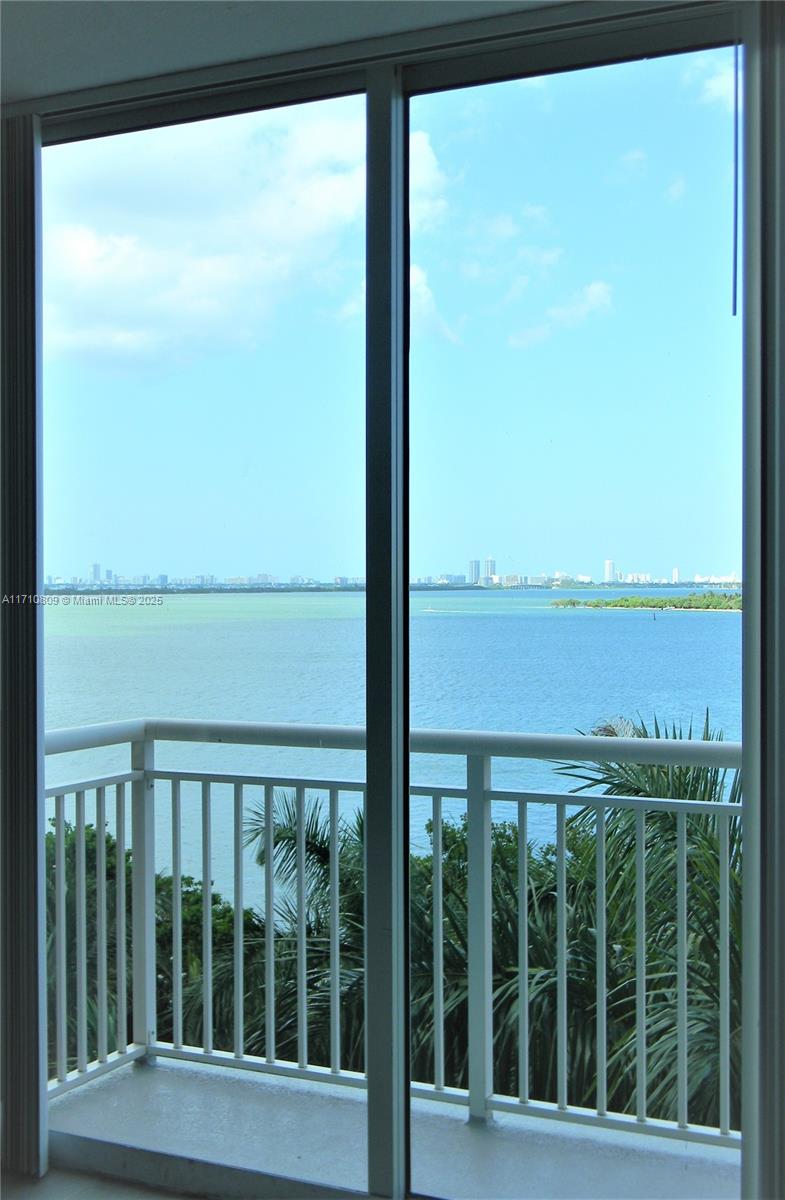 CITE CONDO - Residential Lease