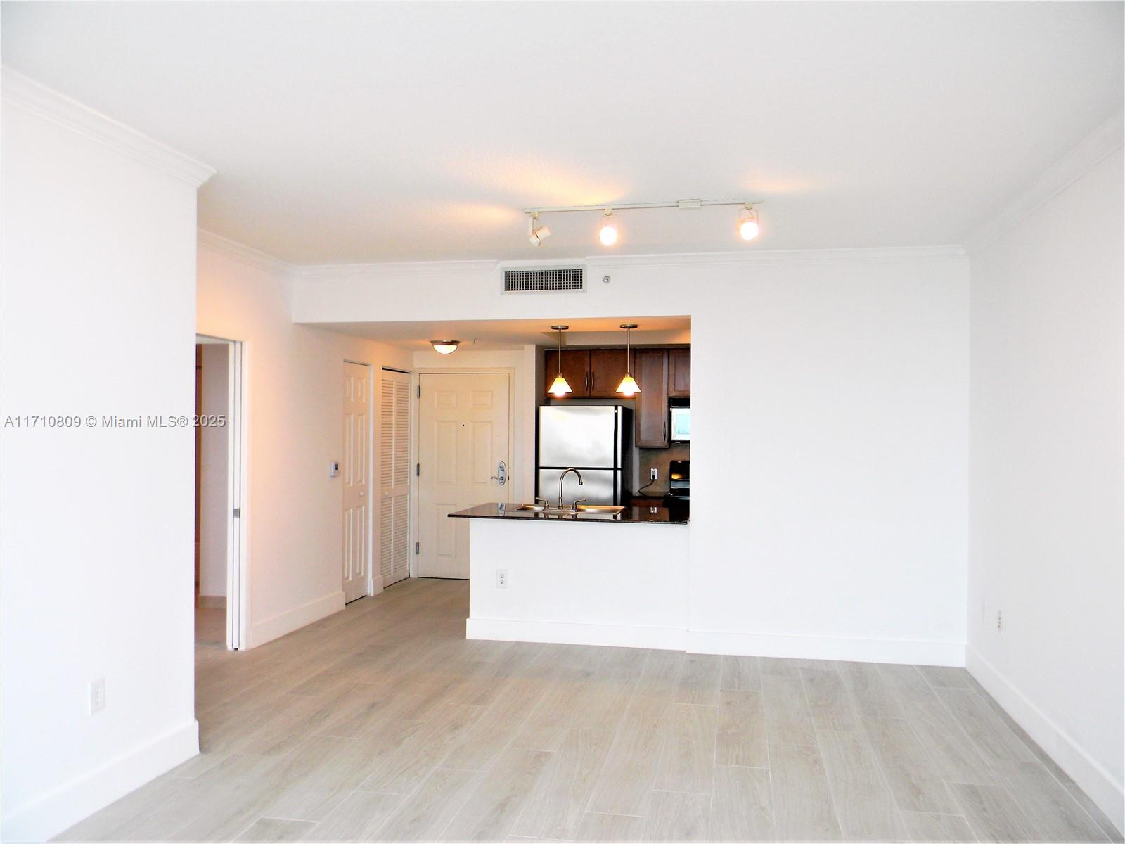 CITE CONDO - Residential Lease