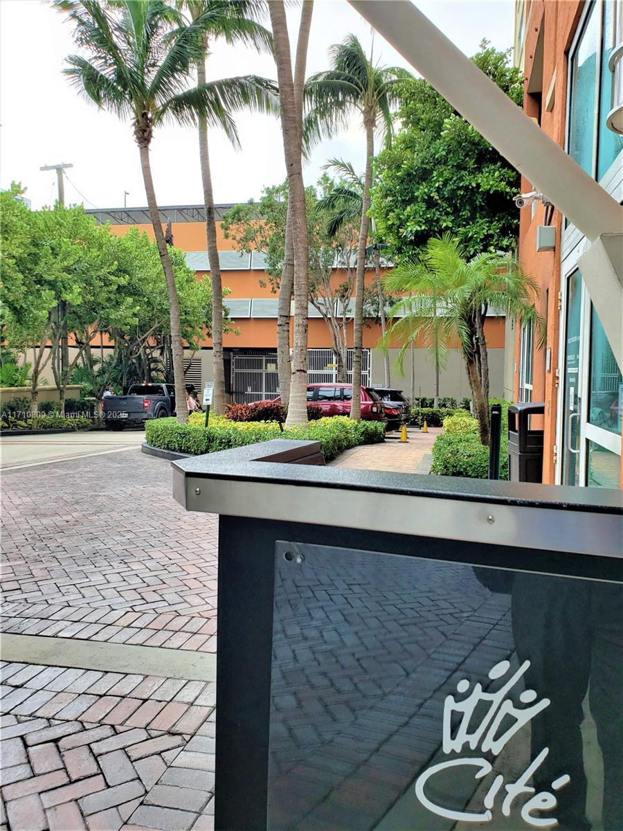 CITE CONDO - Residential Lease