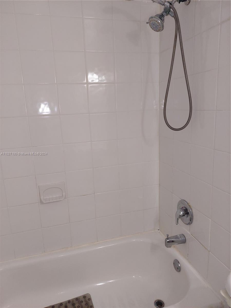 SEA BREEZE II CONDO - Residential