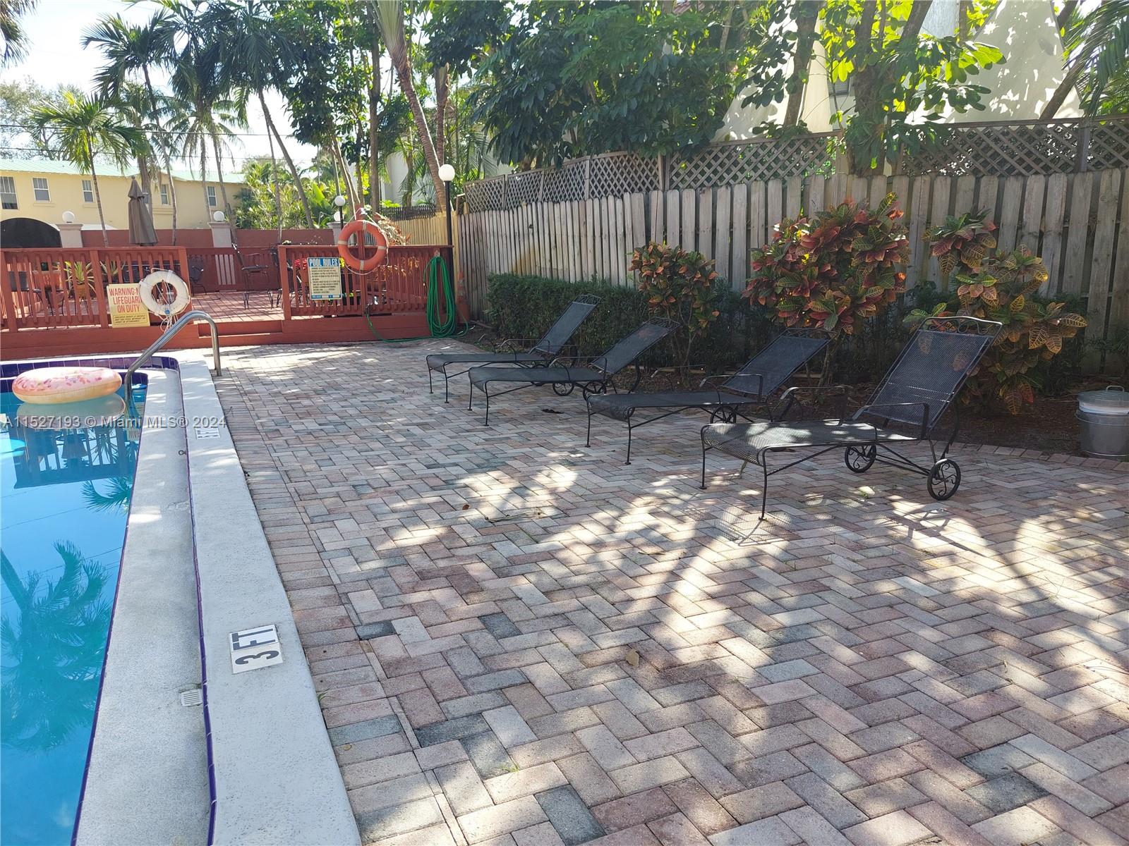 SEA BREEZE II CONDO - Residential