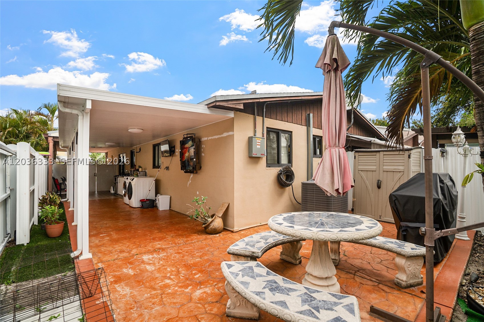 LAKES OF ACADIA UNIT 3 TH - Residential
