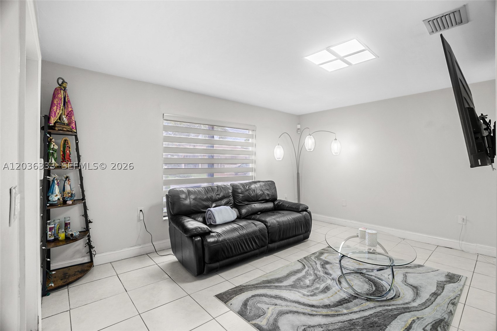LAKES OF ACADIA UNIT 3 TH - Residential