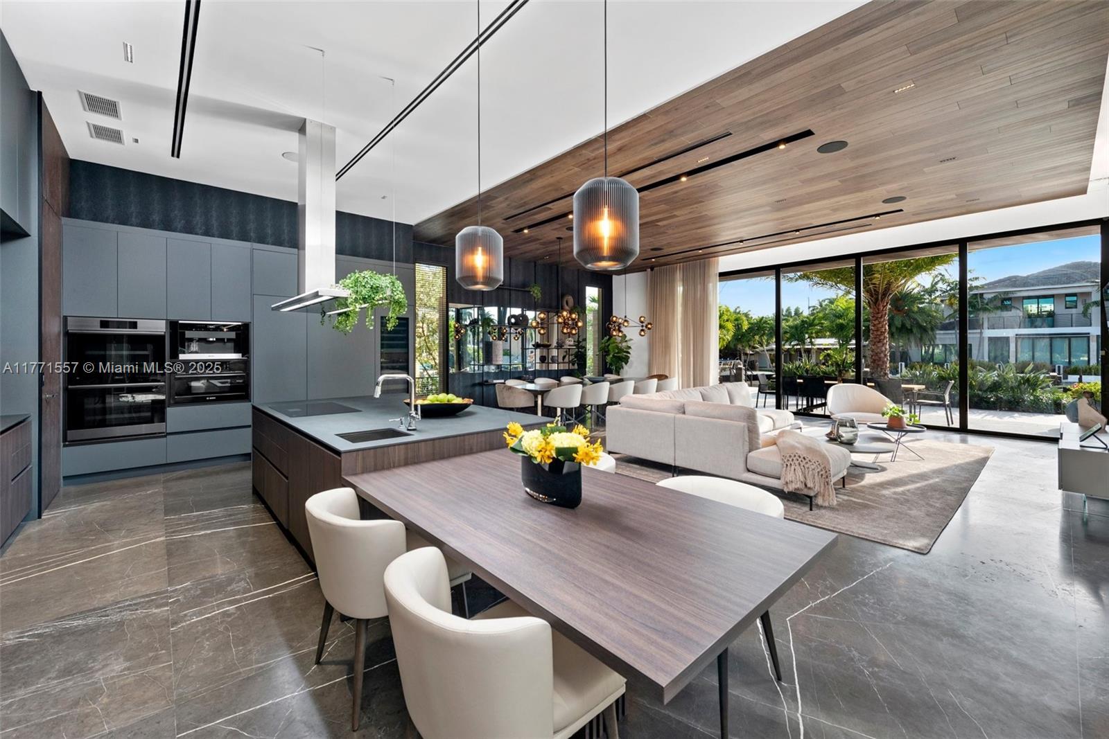 RIVIERA - Residential