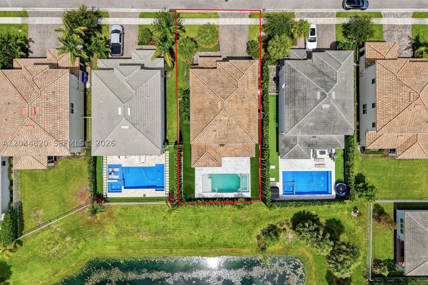 HILLCREST COUNTRY CLUB SO - Residential