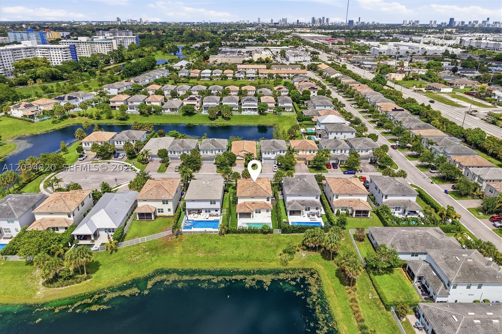 HILLCREST COUNTRY CLUB SO - Residential
