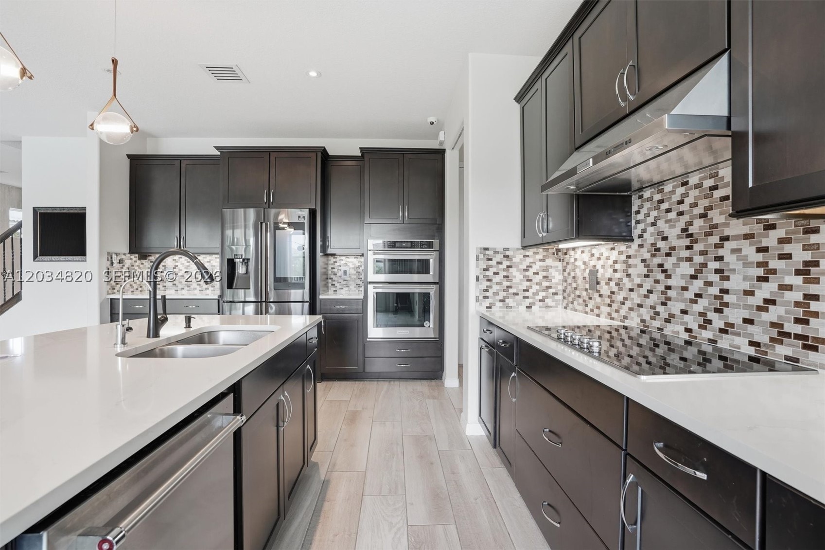 HILLCREST COUNTRY CLUB SO - Residential