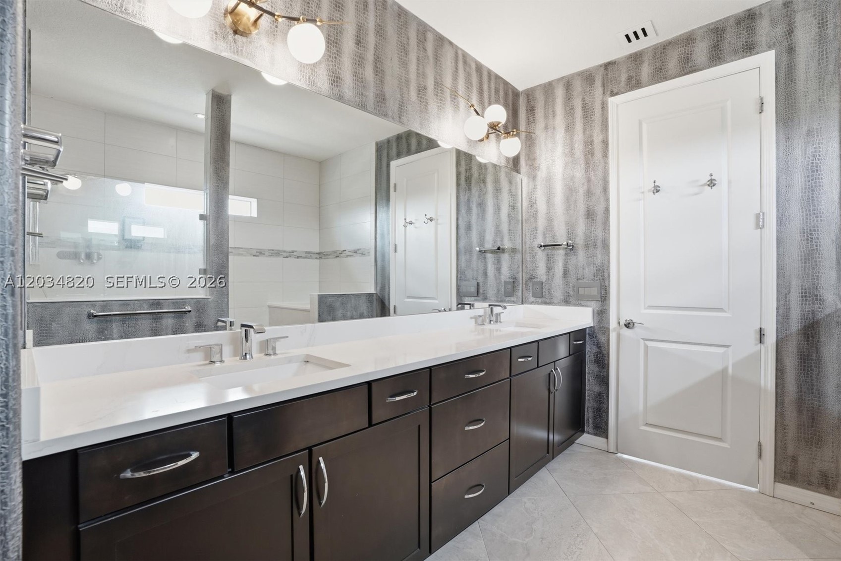 HILLCREST COUNTRY CLUB SO - Residential