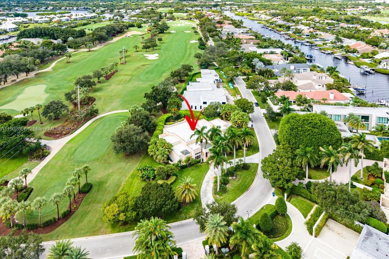 ADMIRALS COVE - Residential