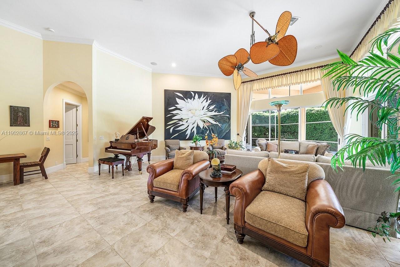 ADMIRALS COVE - Residential