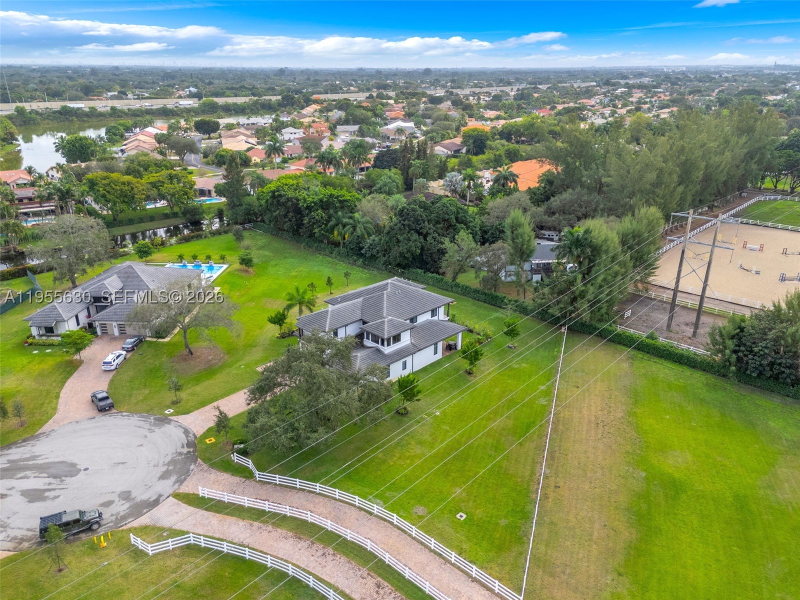 CIRCLE S ESTATES - Residential