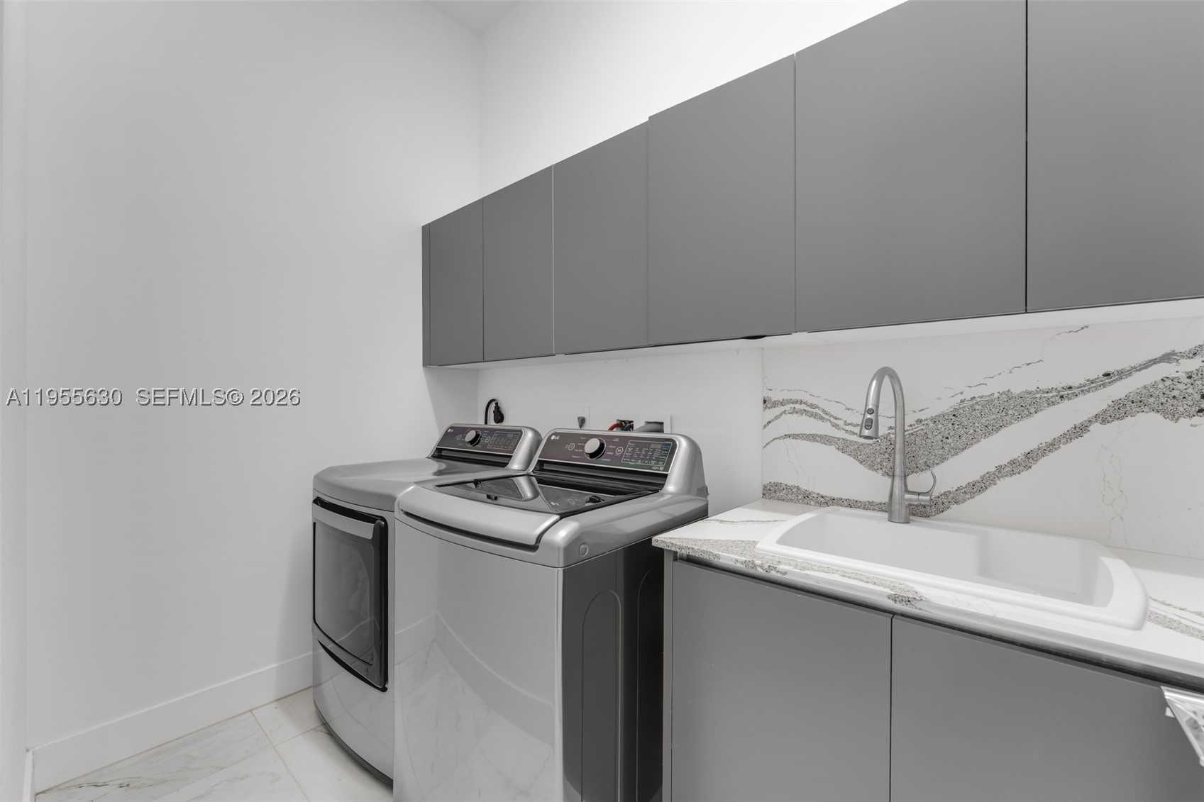 CIRCLE S ESTATES - Residential