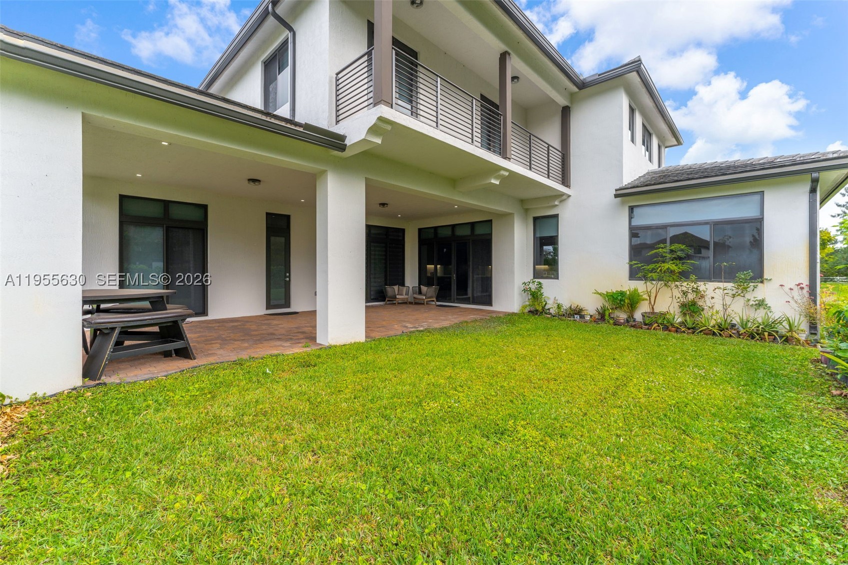CIRCLE S ESTATES - Residential