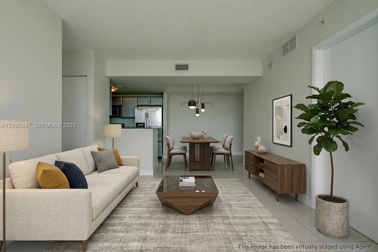 TERRAZAS RIVERPARK VILLAG - Residential