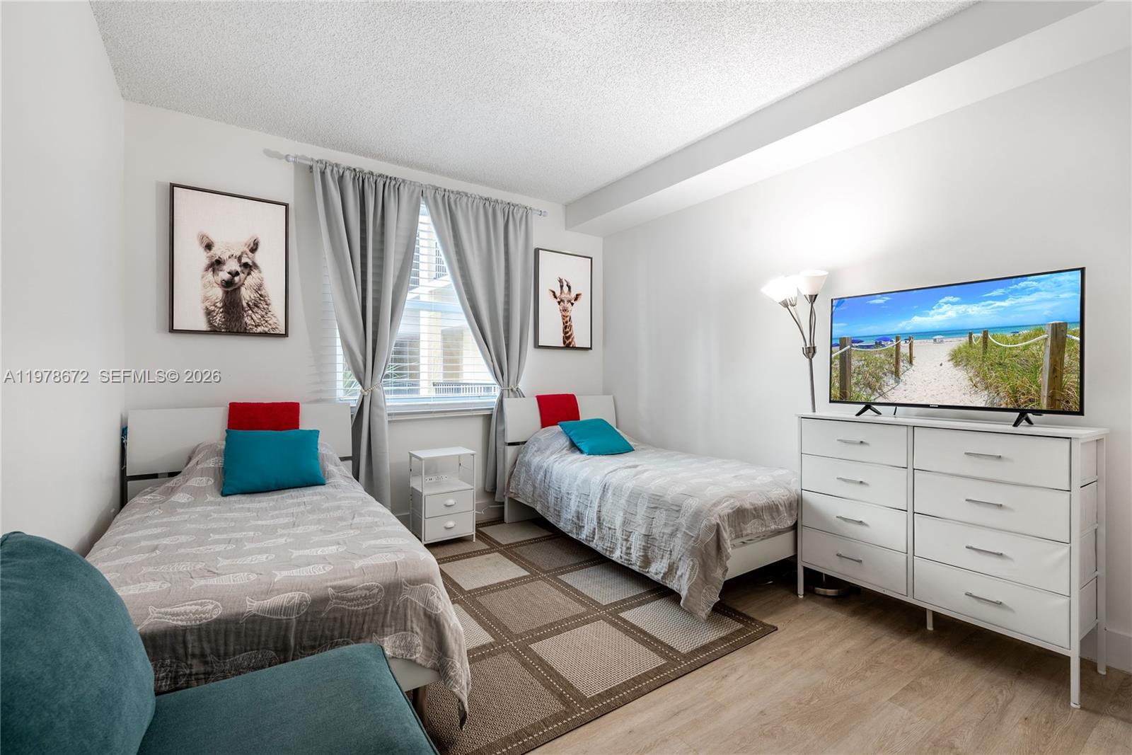 PORTO BELLAGIO CONDO - Residential
