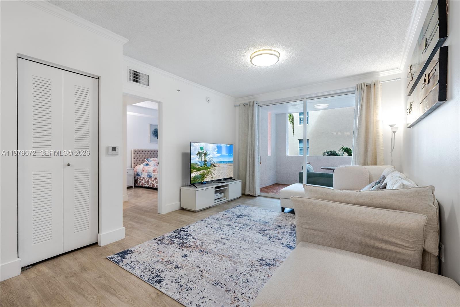 PORTO BELLAGIO CONDO - Residential