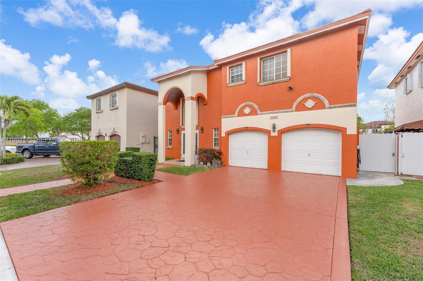 SAN PEDRO ESTATES - Residential