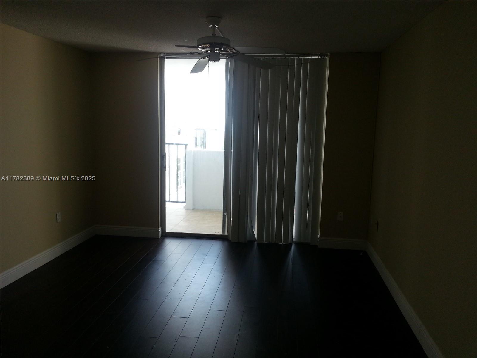 COMMODORE PLAZA CONDO - Residential