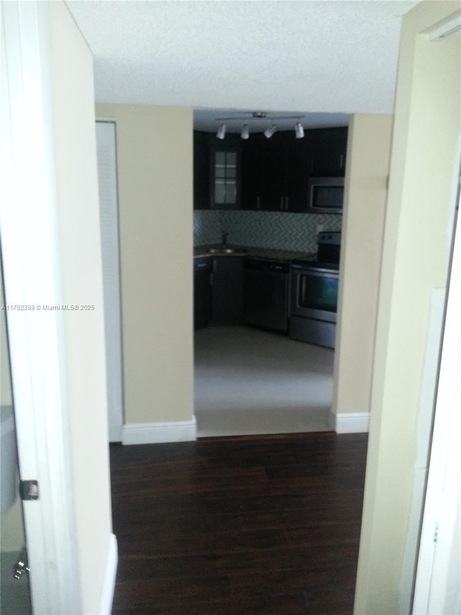 COMMODORE PLAZA CONDO - Residential