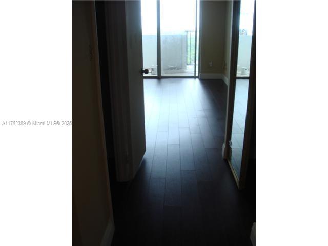 COMMODORE PLAZA CONDO - Residential